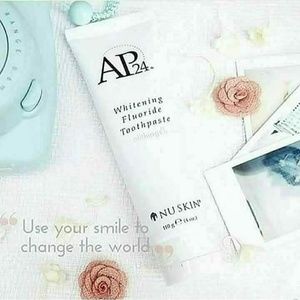 Whitening toothpaste & Sole Solution